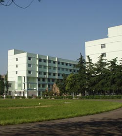 赣南师范大学科技学院