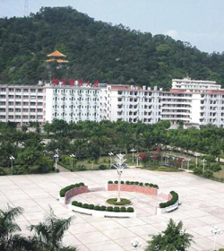 广州工商学院