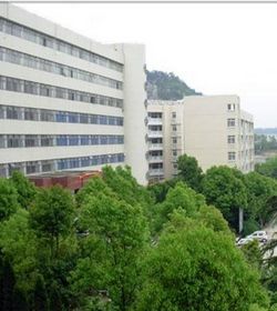 贵州大学明德学院