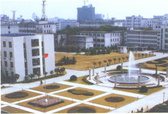 上海科技大学