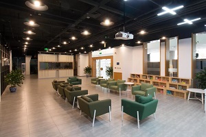 北京市新英才学校创客中心