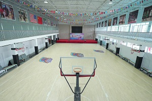 国贤BIC国际高中学部室内篮球场
