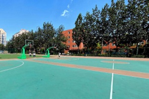北京市二十一世纪国际学校室外篮球场