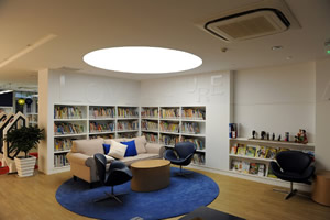 北京耀中国际学校图书馆