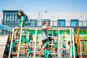 北京世青国际学校室外活动区域