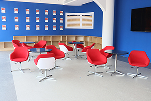 上海科桥国际学校一楼大厅