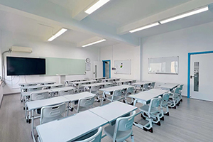 上海纺工大日本课程中心教室