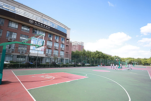 光华美高教学楼