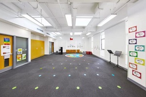 浦东万科学校高中部音乐教室