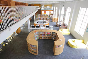 上海华旭双语学校图书馆