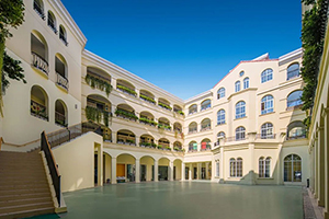 上海华旭双语学校教学楼