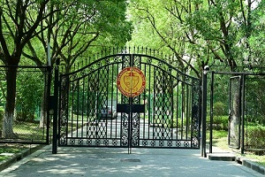 上海蒙特奥利弗学校校门