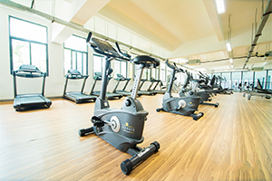 碧桂园十里银滩学校健身房