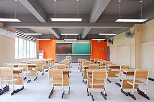 深圳市福景外国语学校课室