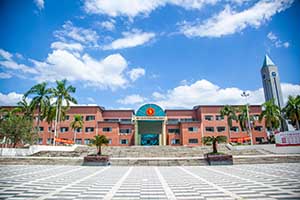 雷纳森英豪国际学院校门口