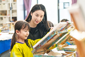 中黄外国语实验学校美术室