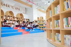 广州市源雅学校图书馆1