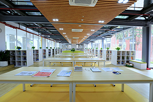 广州市香江中学国际部图书馆