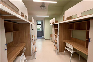 加拿大女王学院宿舍内部