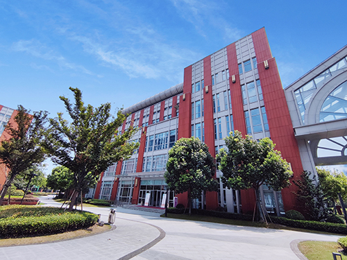 圣华紫竹学院教学楼